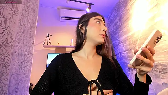 saracaball  online show from February 21, 2026, 2:24 am