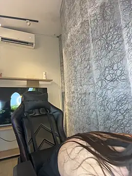 saracaball  online show from April 6, 2026, 6:58 am