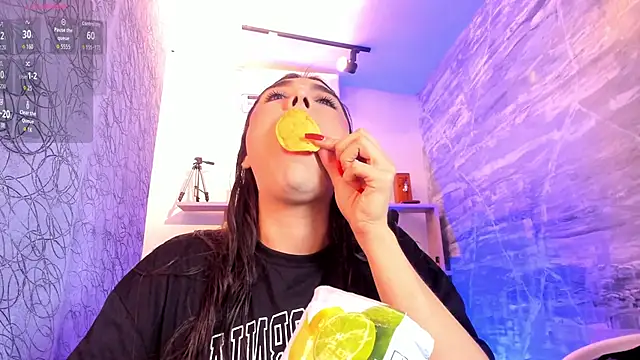 saracaball  online show from February 9, 2026, 3:15 am