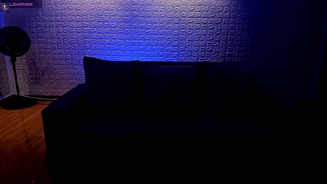 violet scott online show from February 26, 2025, 10:49 am