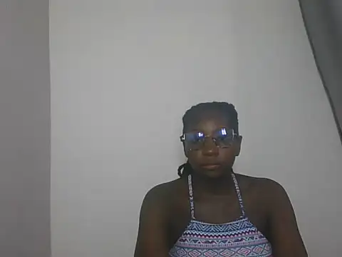 Snapshot of Puliza_wet chatting on September 12, 2025, 4:18 pm Puliza wet online show from September 12, 2025, 4:18 pm