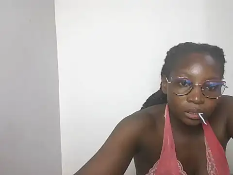 Snapshot of Puliza_wet chatting on September 11, 2025, 7:14 pm Puliza wet online show from September 11, 2025, 7:14 pm