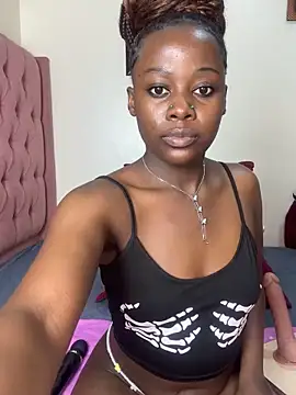 Snapshot of Wendy_smal_- chatting on September 17, 2025, 4:09 pm Wendy smal - online show from September 17, 2025, 4:09 pm