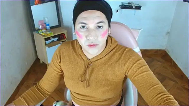 Geisha Seniers online show from September 19, 2025, 10:52 am