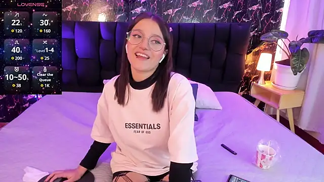 Elecktra sweet online show from March 7, 2025, 7:27 pm