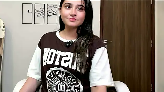 demieliss online show from June 24, 2026, 7:22 pm