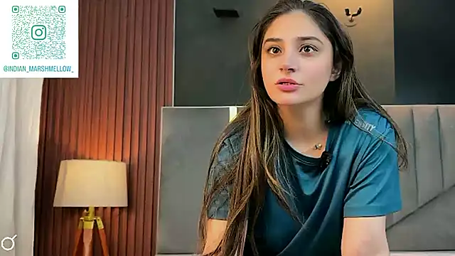 Snapshot of demieliss chatting on October 27, 2025, 5:58 pm demieliss online show from October 27, 2025, 5:58 pm