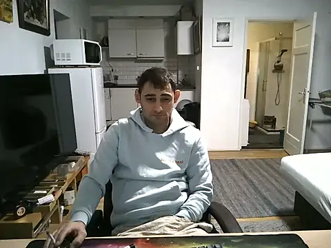 Snapshot of mihaimichael chatting on October 2, 2025, 5:49 pm mihaimichael online show from October 2, 2025, 5:49 pm