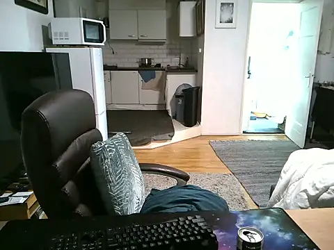 Snapshot of mihaimichael chatting on September 10, 2025, 9:08 am mihaimichael online show from September 10, 2025, 9:08 am