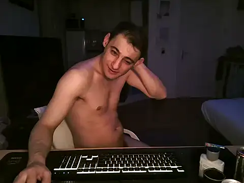 mihaimichael online show from April 4, 2026, 1:23 am