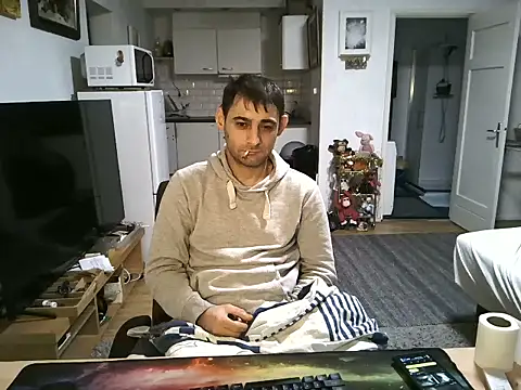 Snapshot of mihaimichael chatting on October 13, 2025, 5:53 am mihaimichael online show from October 13, 2025, 5:53 am