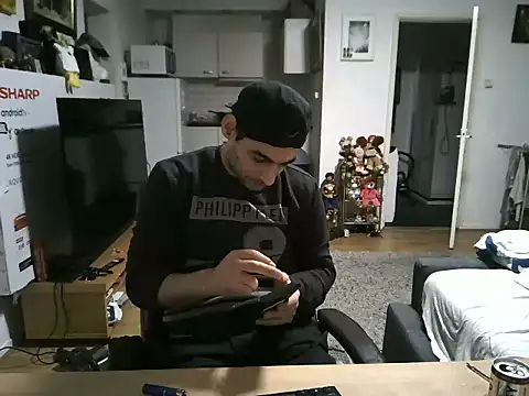 mihaimichael online show from January 5, 2026, 5:27 pm