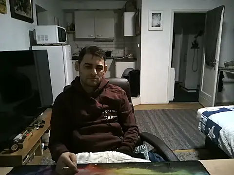 Snapshot of mihaimichael chatting on September 29, 2025, 9:53 pm mihaimichael online show from September 29, 2025, 9:53 pm