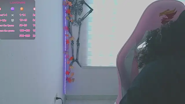 keyla roberts777 online show from October 30, 2025, 7:11 pm