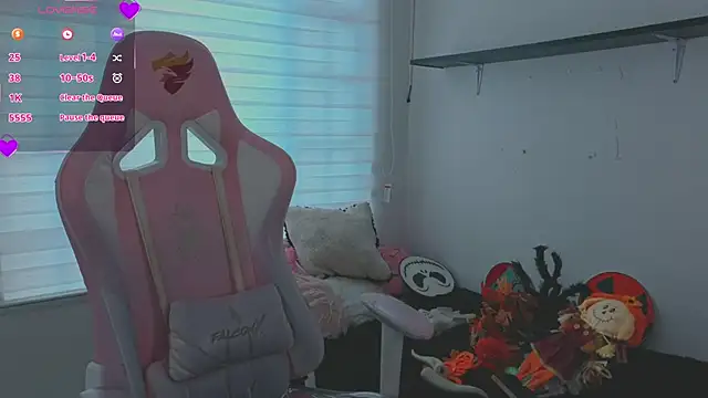 keyla roberts777 online show from October 4, 2025, 7:48 pm