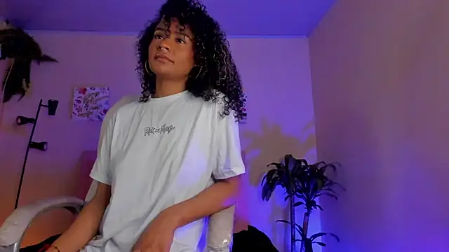 keyla roberts777 online show from February 13, 2025, 5:37 am