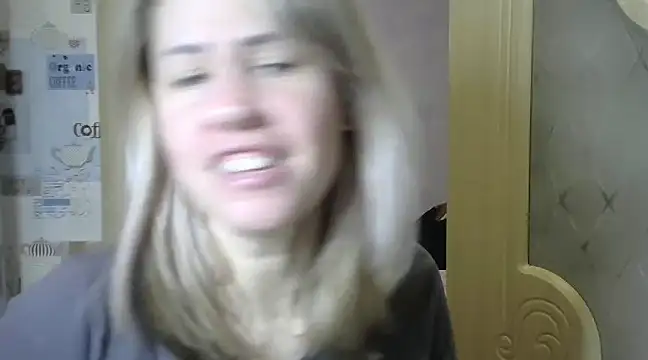 Snapshot of TherestlessKitty chatting on January 14, 2025, 9:35 am TherestlessKitty online show from January 14, 2025, 9:35 am