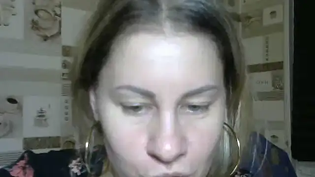 Snapshot of TherestlessKitty chatting on October 19, 2025, 10:23 pm TherestlessKitty online show from October 19, 2025, 10:23 pm