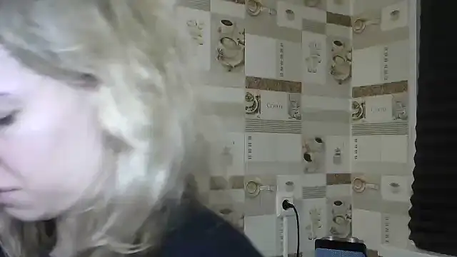 Snapshot of TherestlessKitty chatting on March 12, 2025, 8:41 pm TherestlessKitty online show from March 12, 2025, 8:41 pm