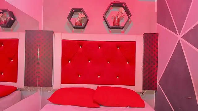 Karoll014 online show from November 14, 2025, 12:09 pm