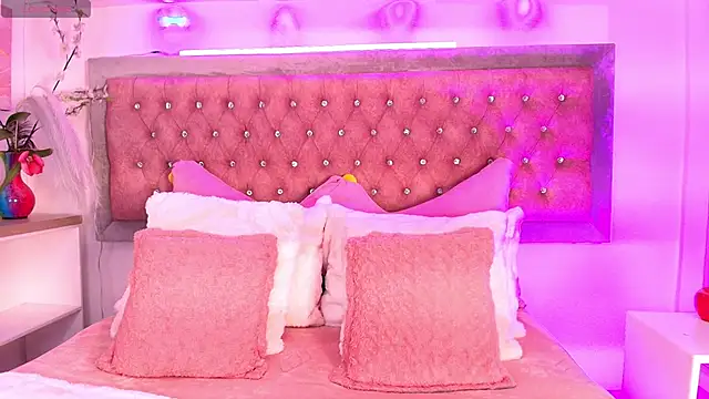 Tayzon Foxxx online show from October 26, 2025, 12:49 pm