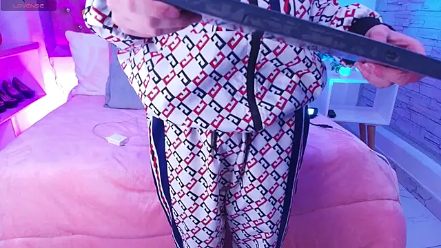 Tayzon Foxxx online show from September 29, 2025, 12:44 pm