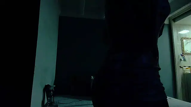 LauraEvanns online show from January 7, 2025, 11:35 pm