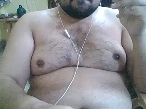 ARYANAVAILABLE online show from February 4, 2025, 8:38 pm