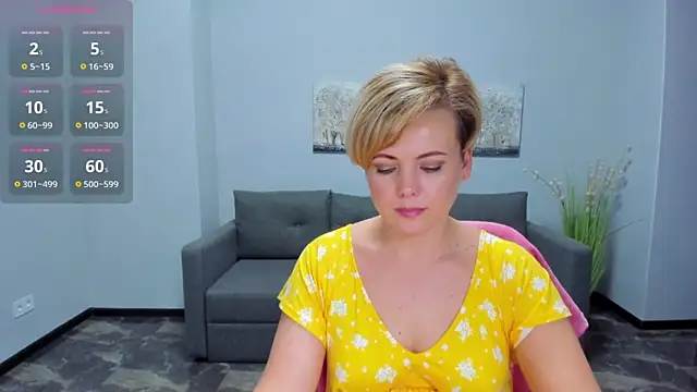 Julia Wilsone online show from February 6, 2025, 4:36 pm