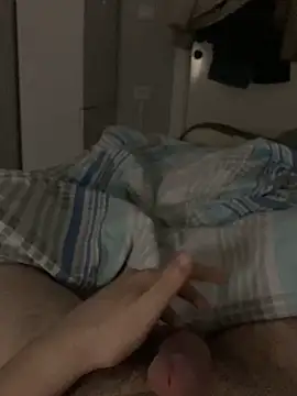 Erenn34 online show from April 2, 2026, 11:33 pm