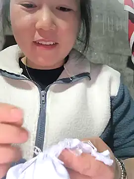 Sweetlove 77 online show from February 3, 2025, 12:36 pm