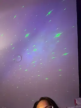 AlisonHoot69 online show from November 3, 2025, 5:23 am