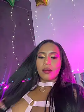 Snapshot of AlisonHoot69 chatting on February 7, 2026, 11:02 pm AlisonHoot69 online show from February 7, 2026, 11:02 pm