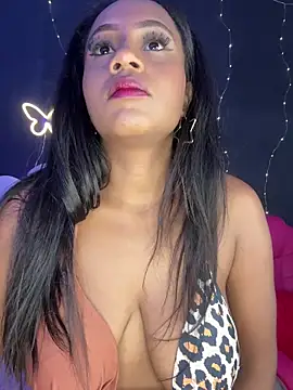 Snapshot of AlisonHoot69 chatting on October 11, 2025, 2:45 am AlisonHoot69 online show from October 11, 2025, 2:45 am