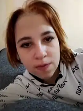 Snapshot of Gussie_Bridie chatting on October 28, 2025, 4:24 am Gussie Bridie online show from October 28, 2025, 4:24 am