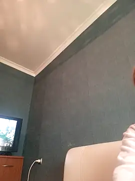 Snapshot of Gussie_Bridie chatting on February 23, 2025, 7:55 am Gussie Bridie online show from February 23, 2025, 7:55 am