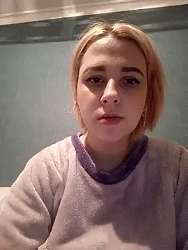 Snapshot of Gussie_Bridie chatting on February 2, 2025, 2:45 pm Gussie Bridie online show from February 2, 2025, 2:45 pm