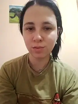 Snapshot of Gussie_Bridie chatting on October 18, 2025, 5:42 am Gussie Bridie online show from October 18, 2025, 5:42 am