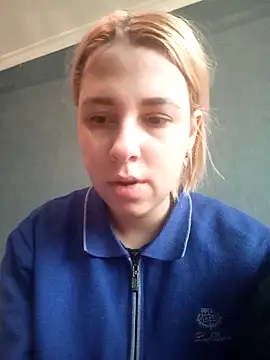 Snapshot of Gussie_Bridie chatting on February 10, 2025, 6:53 am Gussie Bridie online show from February 10, 2025, 6:53 am