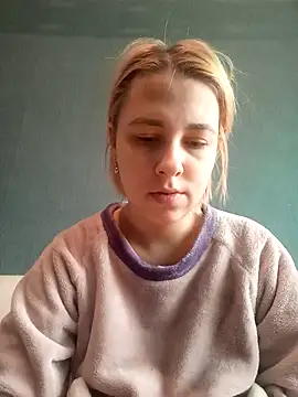 Snapshot of Gussie_Bridie chatting on March 2, 2025, 9:21 am Gussie Bridie online show from March 2, 2025, 9:21 am