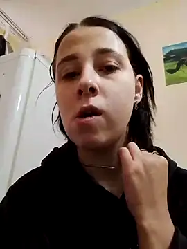 Snapshot of Gussie_Bridie chatting on September 30, 2025, 3:56 am Gussie Bridie online show from September 30, 2025, 3:56 am