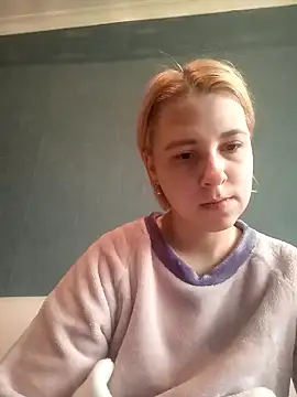 Snapshot of Gussie_Bridie chatting on January 25, 2025, 8:10 am Gussie Bridie online show from January 25, 2025, 8:10 am