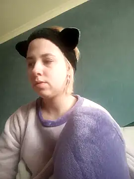 Snapshot of Gussie_Bridie chatting on February 25, 2025, 7:09 am Gussie Bridie online show from February 25, 2025, 7:09 am