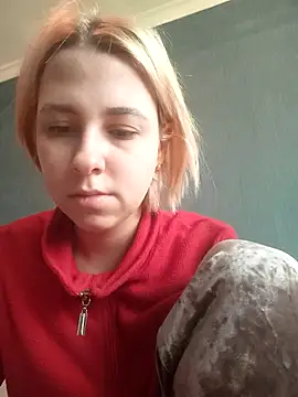 Snapshot of Gussie_Bridie chatting on February 12, 2025, 8:27 am Gussie Bridie online show from February 12, 2025, 8:27 am