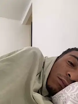 Snapshot of Jose_Smoke chatting on March 22, 2025, 2:47 pm Jose Smoke online show from March 22, 2025, 2:47 pm