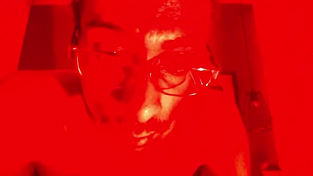 Snapshot of Jose_Smoke chatting on March 9, 2025, 7:23 am Jose Smoke online show from March 9, 2025, 7:23 am