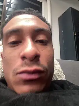 Snapshot of Jose_Smoke chatting on March 17, 2025, 9:13 pm Jose Smoke online show from March 17, 2025, 9:13 pm