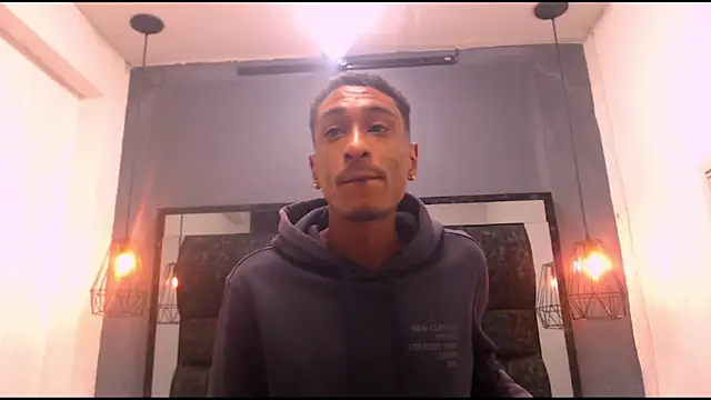 Snapshot of Jose_Smoke chatting on September 19, 2025, 2:59 am Jose Smoke online show from September 19, 2025, 2:59 am