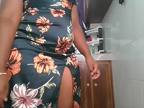 squirtydol001 online show from July 12, 2026, 8:09 pm