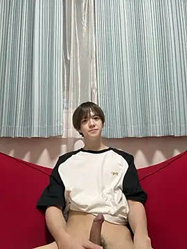 yuuuuma578 online show from October 3, 2025, 5:09 am